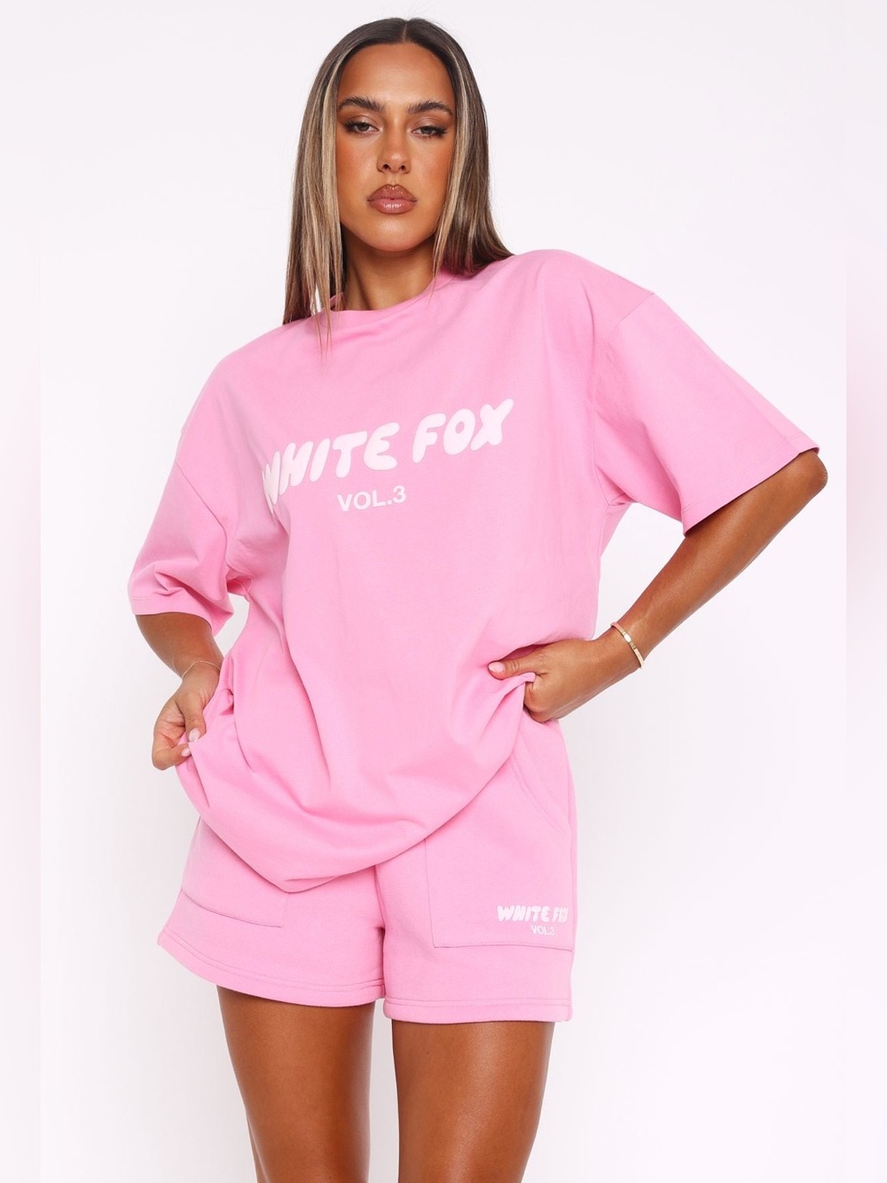 White Fox Boutique Bubblegum Pink Graphic Oversized Tee only